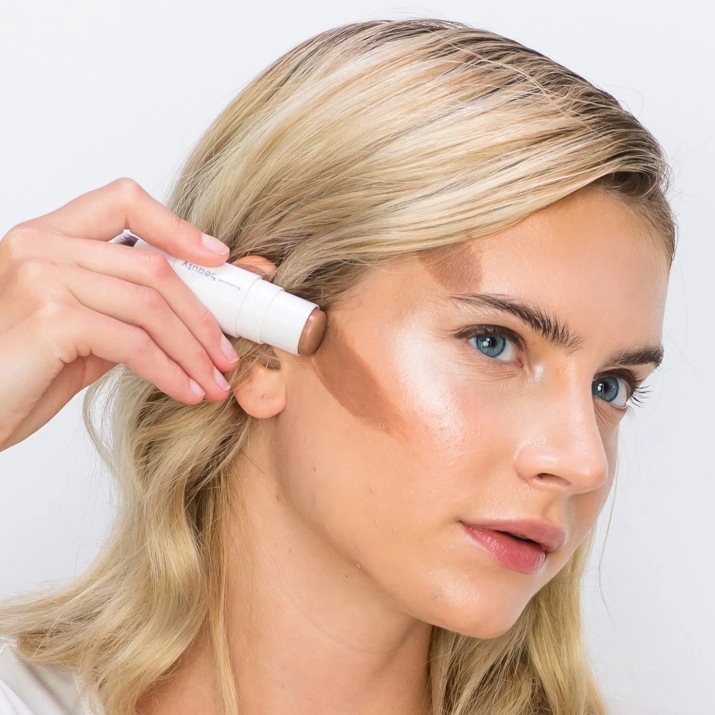 Essentials Contour Stick Kara Beauty- Sculpted