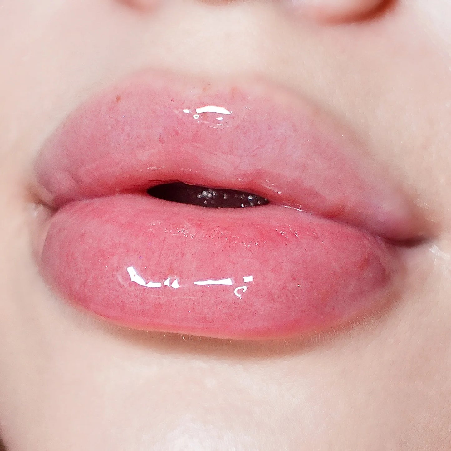 Level Up Lip Gloss Kara Beauty - Classic