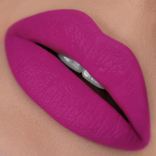 'Keeping It Cute' Bella Luxe Lipstick