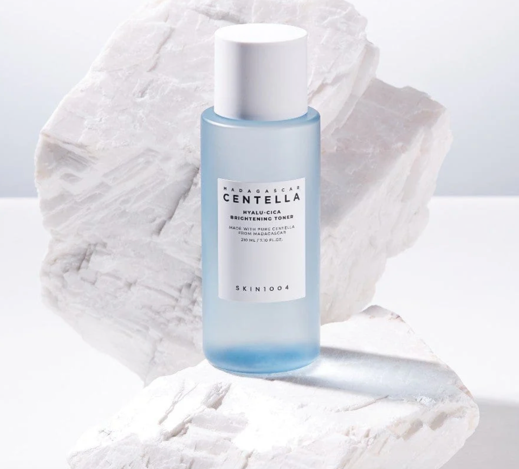 SKIN1004 - Madagascar Centella Hyalu-Cica Brightening Toner 30ml 
